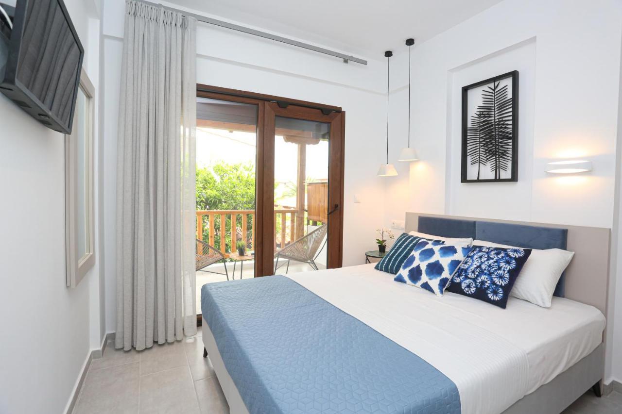 Blue Wave Apartment Pefkochori Exterior photo