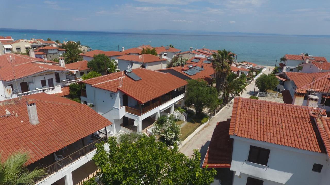 Blue Wave Apartment Pefkochori Exterior photo