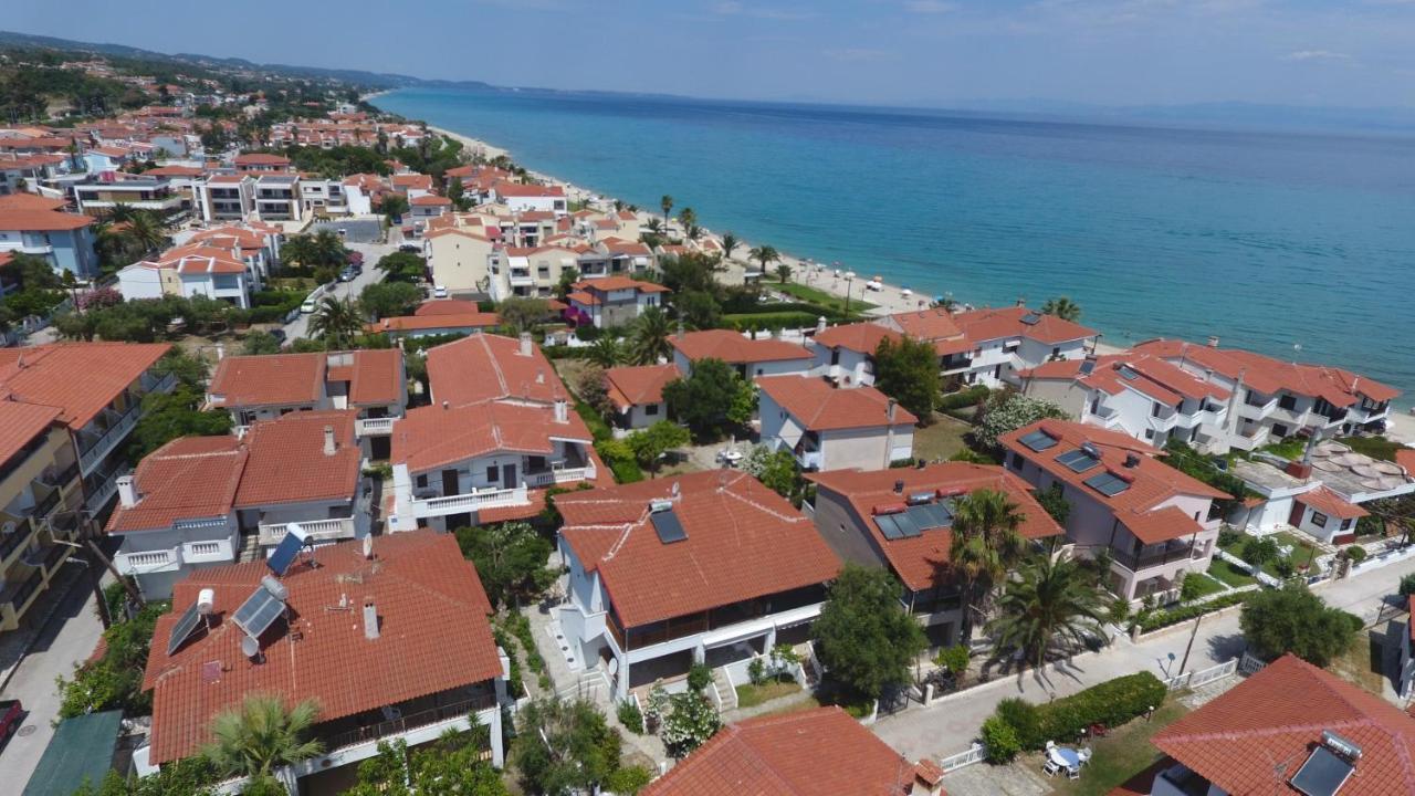 Blue Wave Apartment Pefkochori Exterior photo
